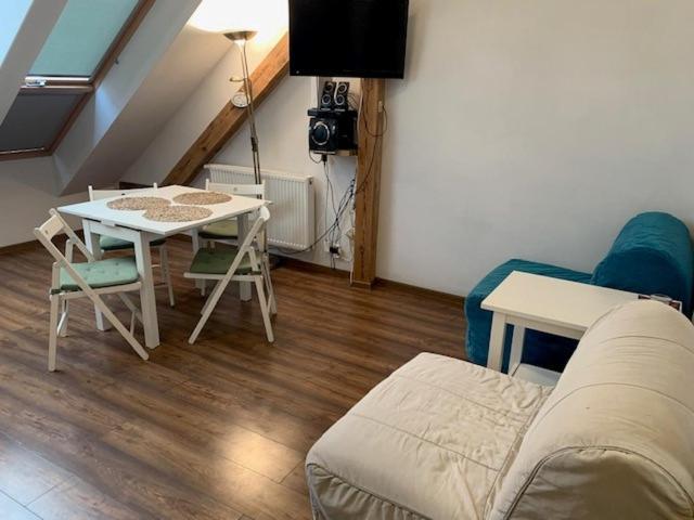 Sky View Condo In Tarnowskie Gory Ngoại thất bức ảnh